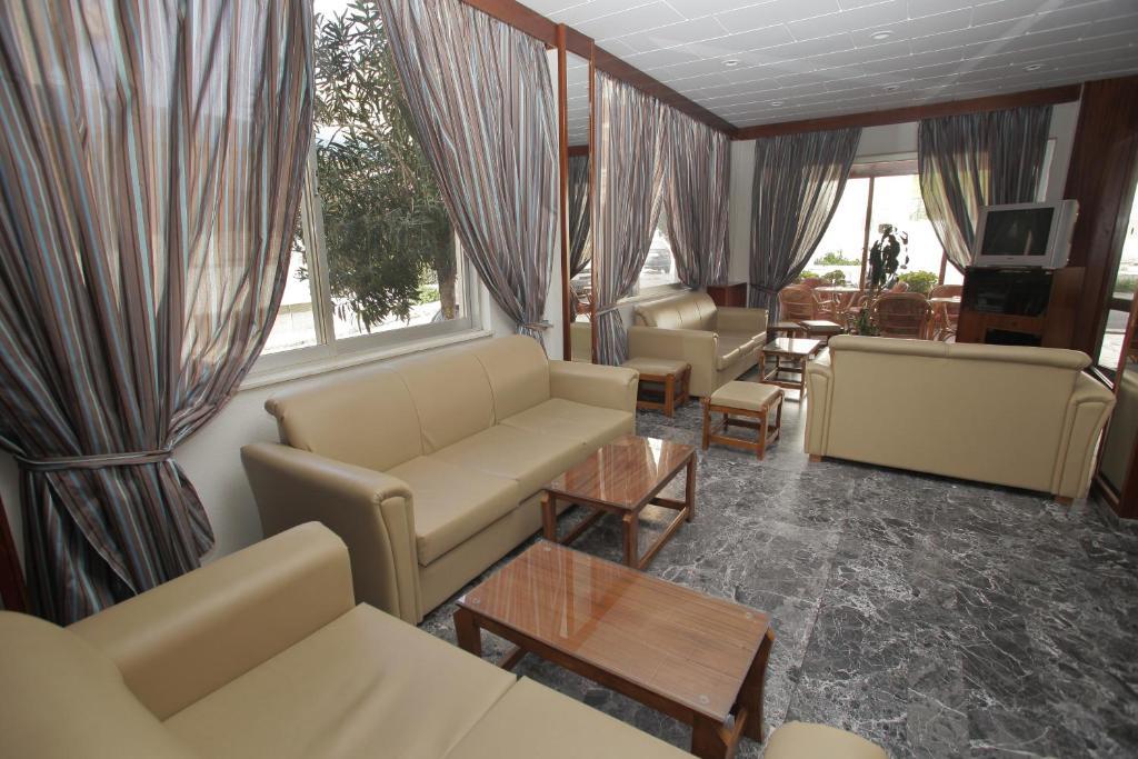 Evans Hotel Ираклио Екстериор снимка